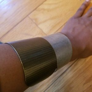 THICK BRASS METAL CUFF